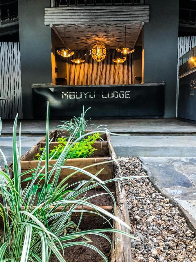Mbuyu Lodge วาตามู ภายนอก รูปภาพ
