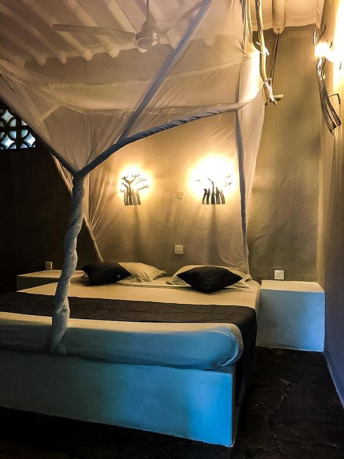 Mbuyu Lodge วาตามู ภายนอก รูปภาพ