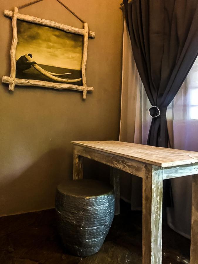 Mbuyu Lodge วาตามู ภายนอก รูปภาพ
