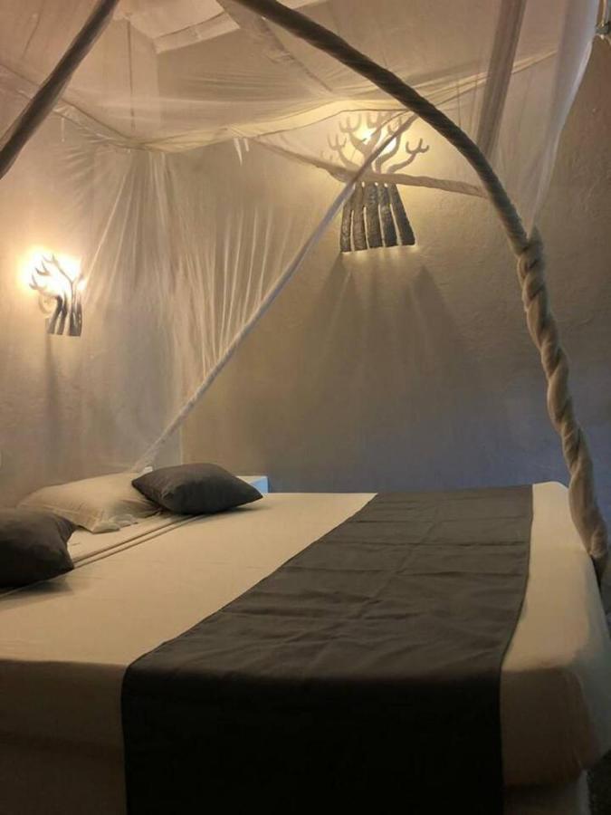 Mbuyu Lodge วาตามู ภายนอก รูปภาพ