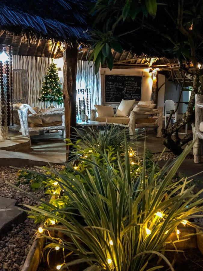 Mbuyu Lodge วาตามู ภายนอก รูปภาพ